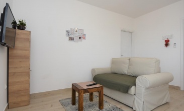 Kuća Svenka, Apartman 2+1, Murter