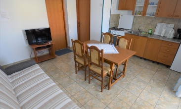 Kuća Pavica, Apartman 4+1 a, Jezera