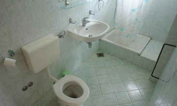Kuća Antonija, Apartman 2+2, Tisno