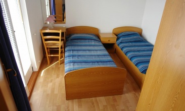 Kuća Antonija, Apartman 4+2, Tisno