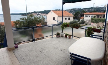 Kuća Baričević, Apartman 4, Tisno