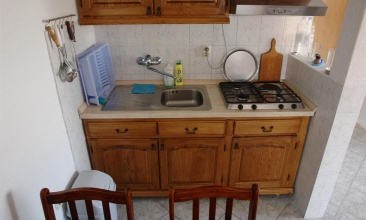 Kuća Denis, Apartman 4+1 b, Jezera