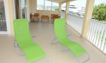 Kuća Gary, Apartman 6+3, Betina