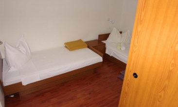 Kuća Smilja, Apartman 4+2 b, Jezera