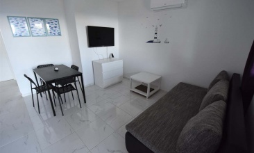 Vila Paula, Apartman 2+2 b, Murter