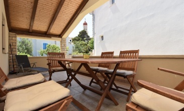 Kuća Krešimir, Apartman 4+1, Betina