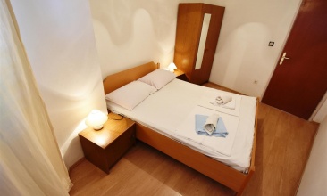 Kuća Andrija, Apartman 2+1 b, Jezera