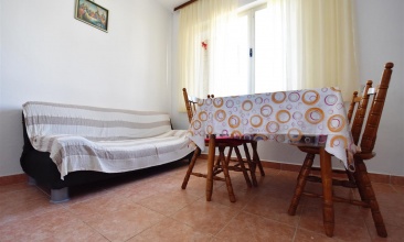 Kuća Andrija, Apartman 4 a, Jezera
