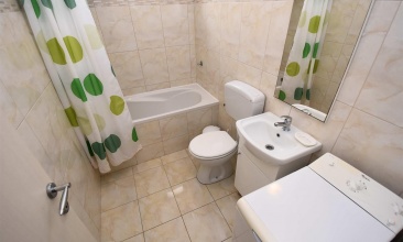 Kuća Bogomil, Apartman 2+1, Jezera