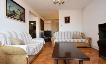 Kuća Henrik, Apartman 4, Jezera