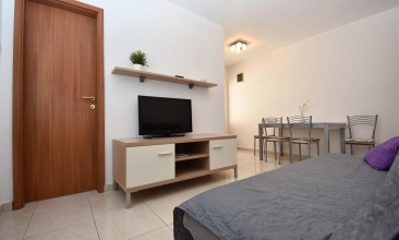 Kuća Bogomil, Apartman 3+1, Jezera