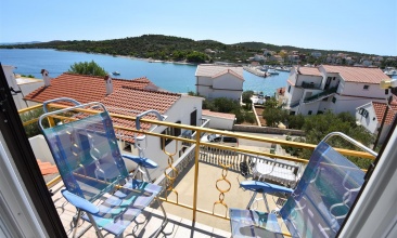 Kuća Henrik, Apartman 2+1, Jezera