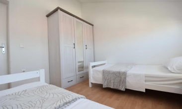 Kuća Dragana, Apartman 5, Murter
