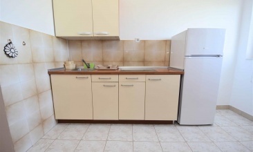 Kuća Lidija, Apartman 4+1, Betina