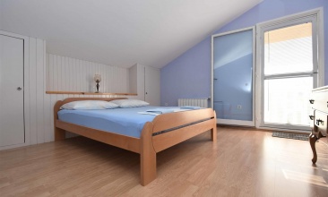 Kuća Lidija, Apartman 4+1, Betina