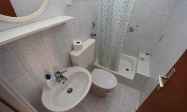 Kuća Lidija, Apartman 2+1 a, Betina