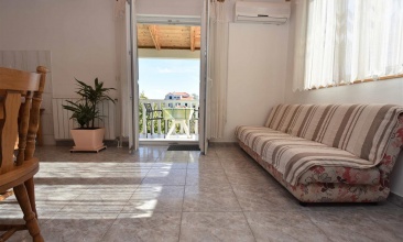 Kuća Lidija, Apartman 2+1 a, Betina