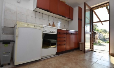 Kuća Nikola, Ribarska kuća 2+2, Murter