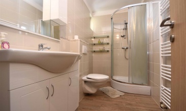 Kuća Goranka, Apartman 6+2, Murter