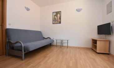Kuća Alfons, Apartman 2+1 b, Murter