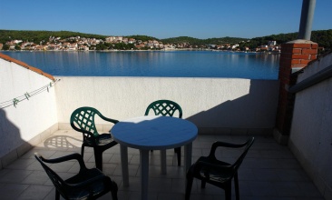 Kuća Dušan, Studio 2+1 a, Tisno