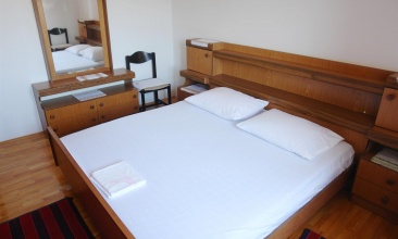 Kuća Emila, Apartman 6+1, Betina