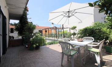 Kuća Gvido, Apartman 4+2, Tisno