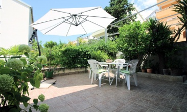 Kuća Gvido, Apartman 4+2, Tisno