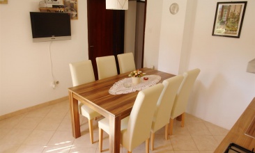 Kuća Gordan, Apartman 4+2 a, Murter