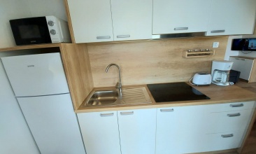 Kuća Jazina 2, Mobilna kućica 4+2, Tisno