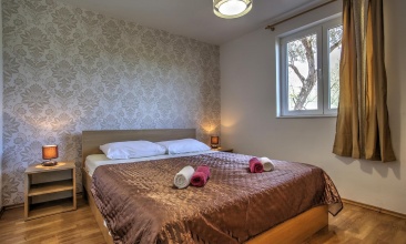 Kuća Ena, Apartman 2+2 a, Betina