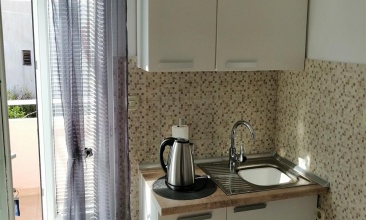 Kuća Nives, Studio 2+1, Murter