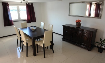 Kuća Karmela, Apartman 4+1 a, Tisno