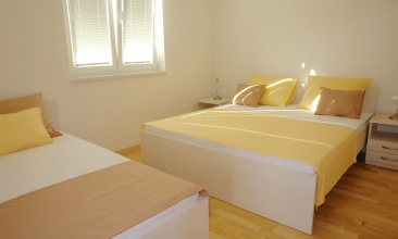 Vila Predrag, Apartman 4+2 a, Betina