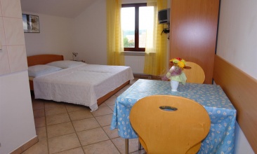 Kuća Sunčica, Studio 2 c, Jezera