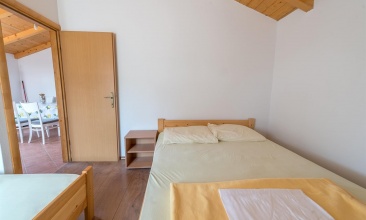 Kuća Toni, Ribarska kuća 2+2, Murter