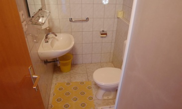 Kuća Verna, Apartman 2+1 a, Jezera