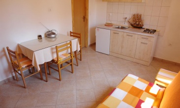 Kuća Živko, Ribarska kuća 2+1, Murter