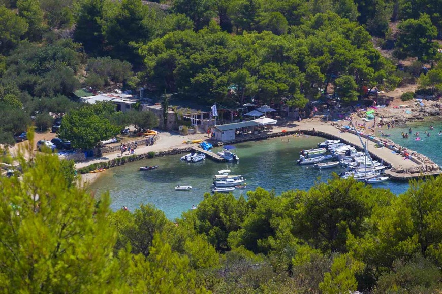 Beach bar Lantana u uvali Čigrađa
