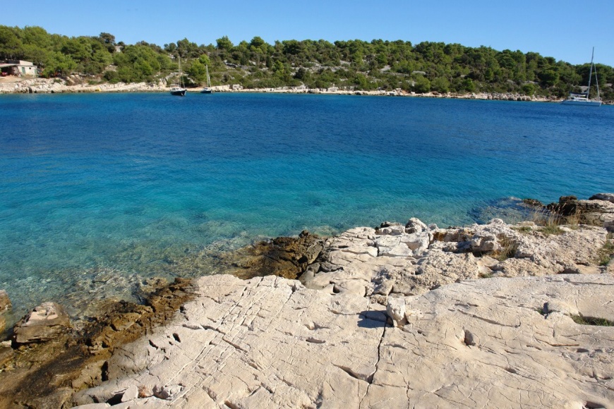Stijene na plaži Sv Nikola
