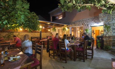 Konoba Malo misto Murter