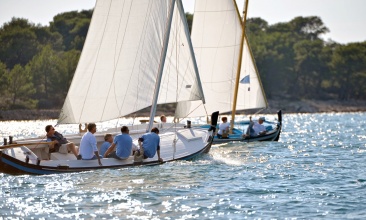 Regata Latinsko idro